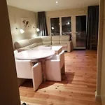 Durbuy, Son Charme Ou Il Fait Bon Vivre. 아파트